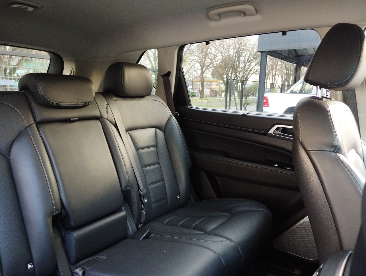 SSANGYONG - 14