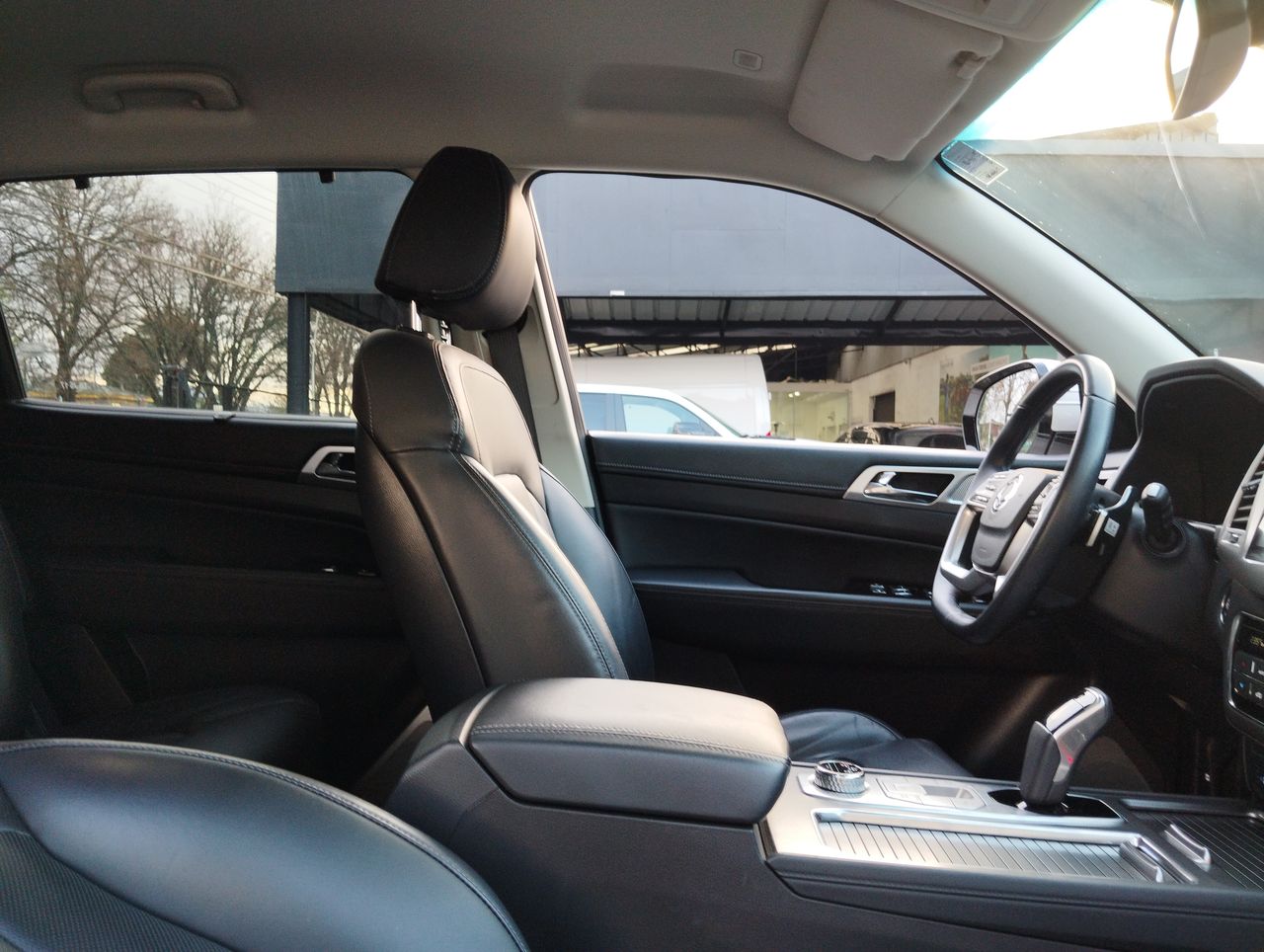 SSANGYONG - 15