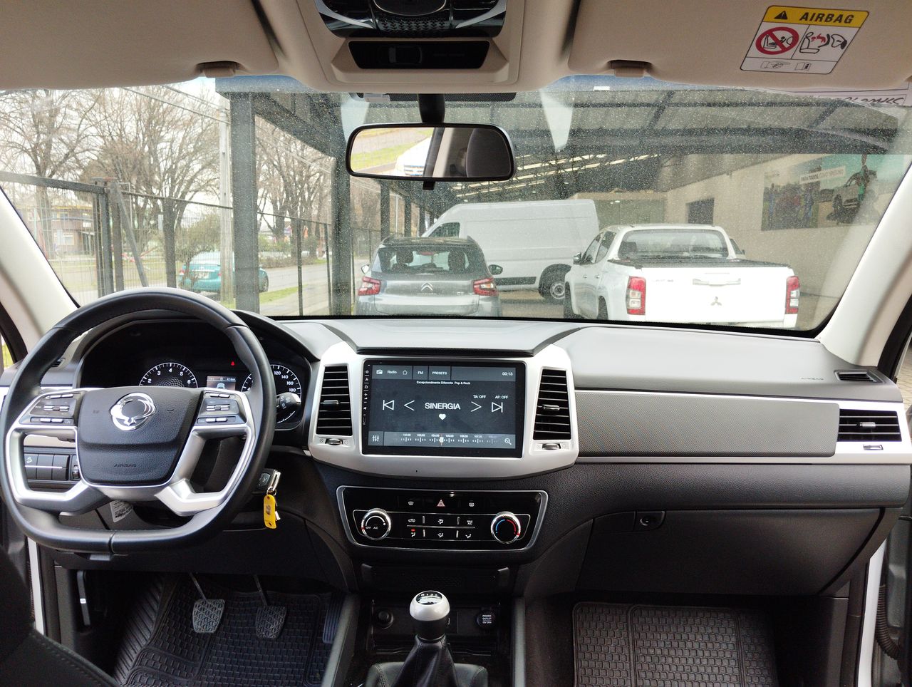 SSANGYONG - 32