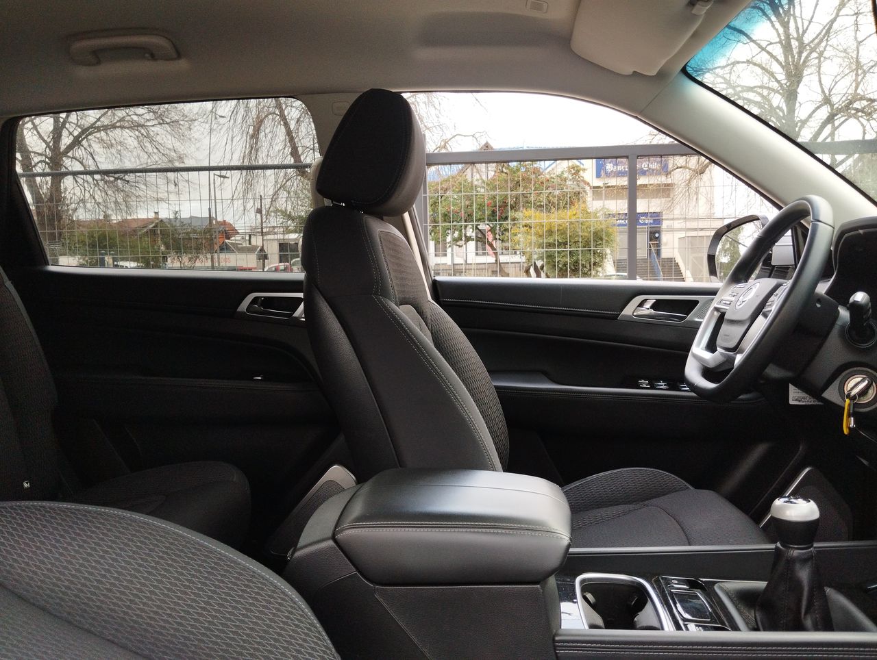 SSANGYONG - 15