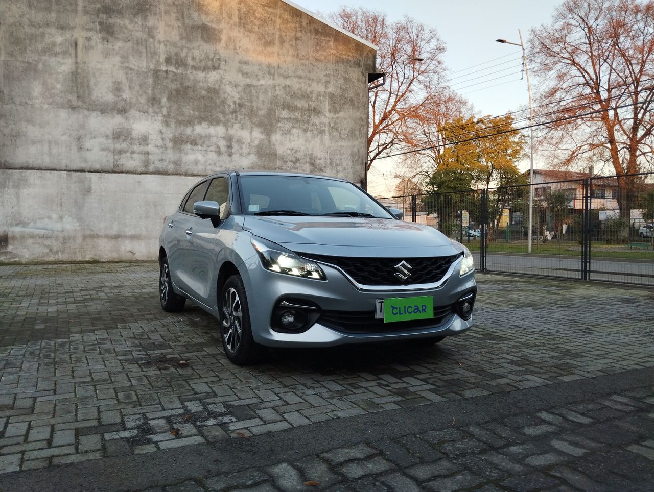 SUZUKI - 4