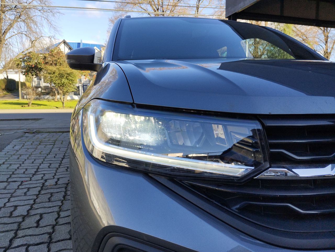 VOLKSWAGEN - 18