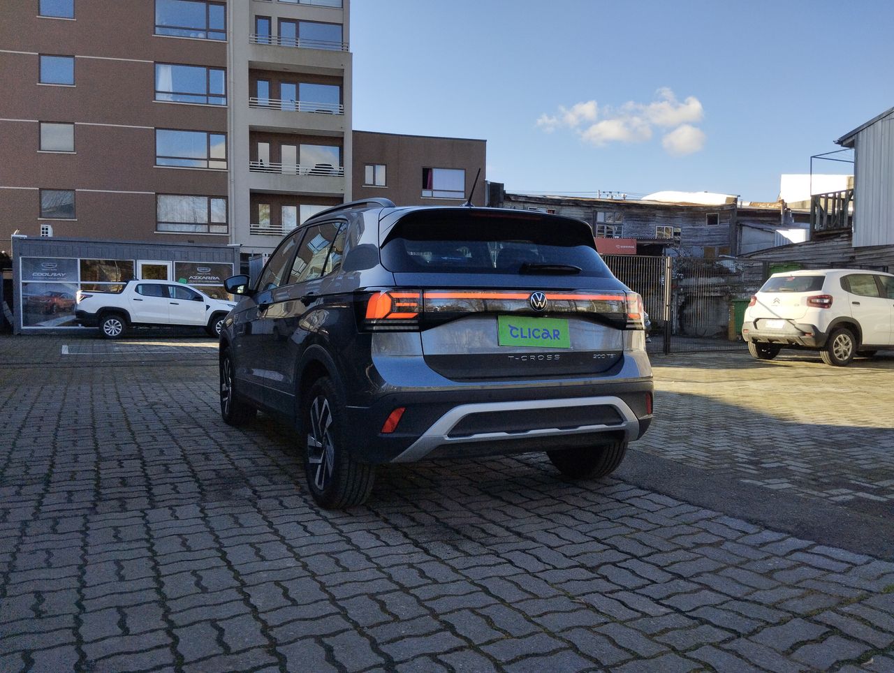 VOLKSWAGEN - 8