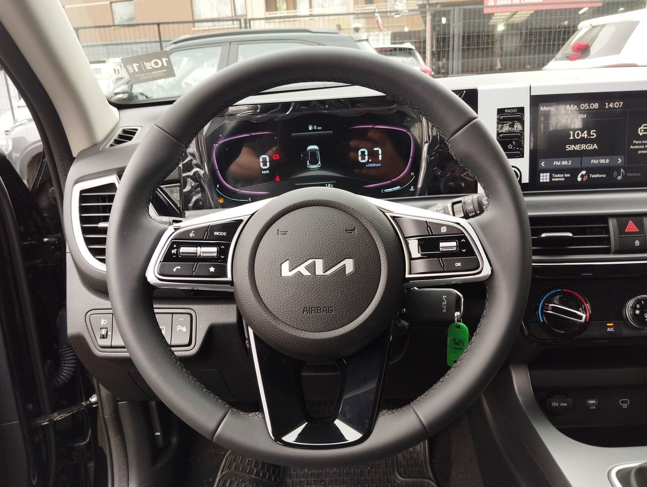 KIA - 25