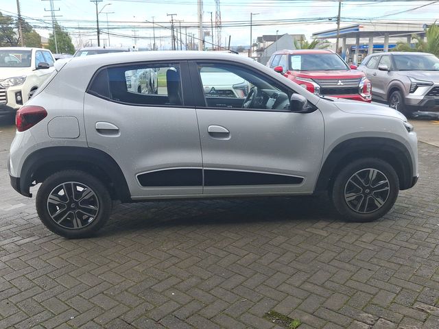 RENAULT - 8