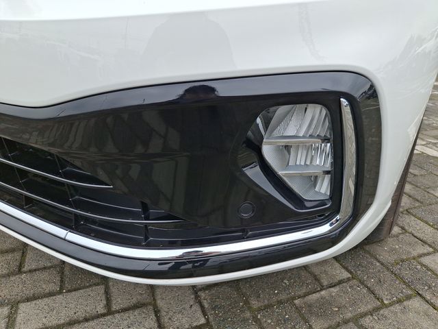 VOLKSWAGEN - 18