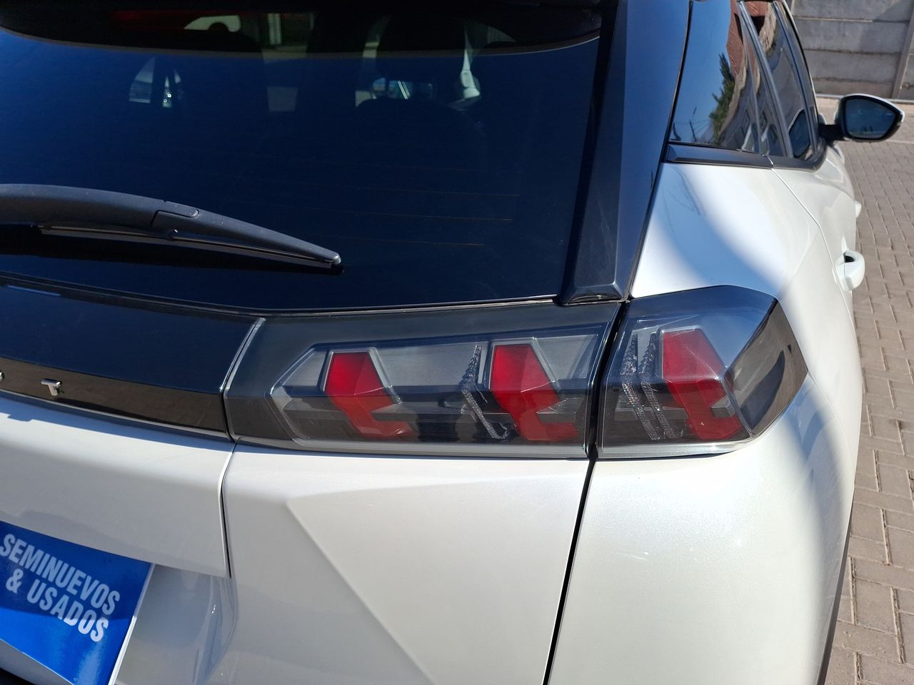 PEUGEOT - 20