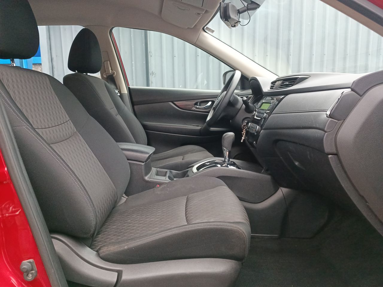 NISSAN - 28