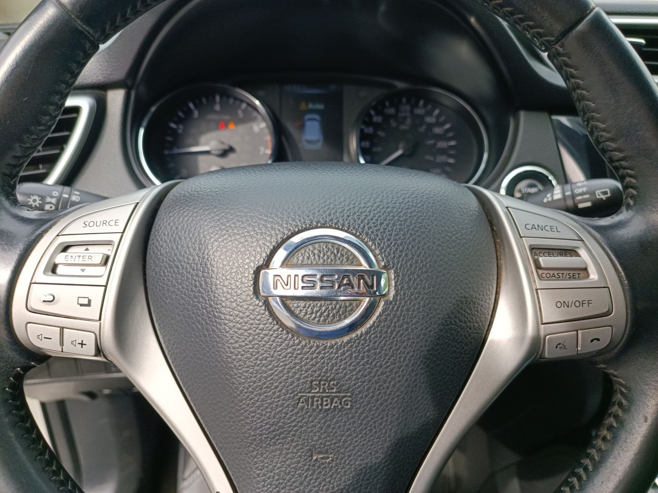 NISSAN - 27