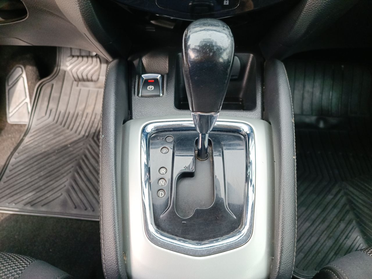 NISSAN - 31