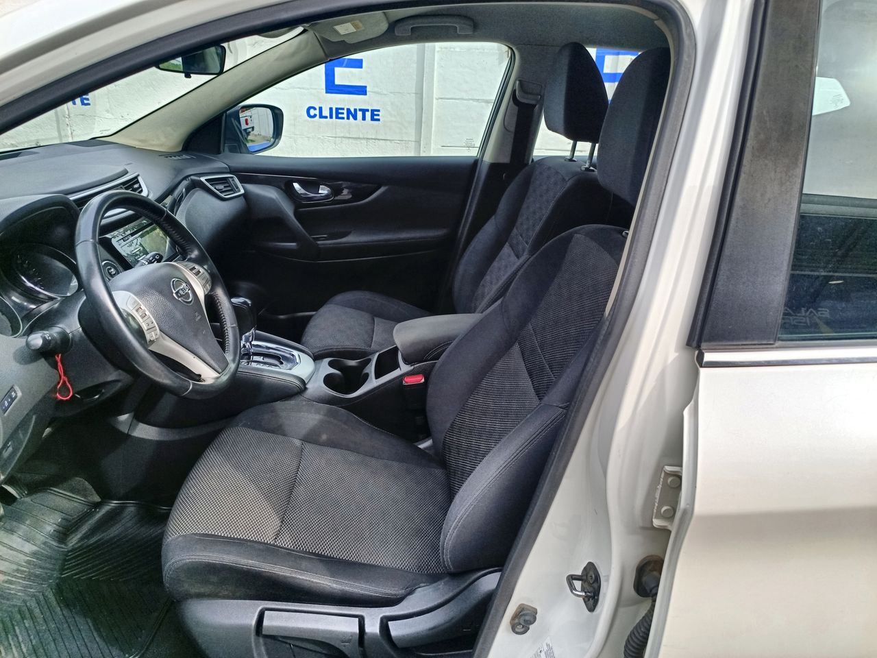 NISSAN - 25