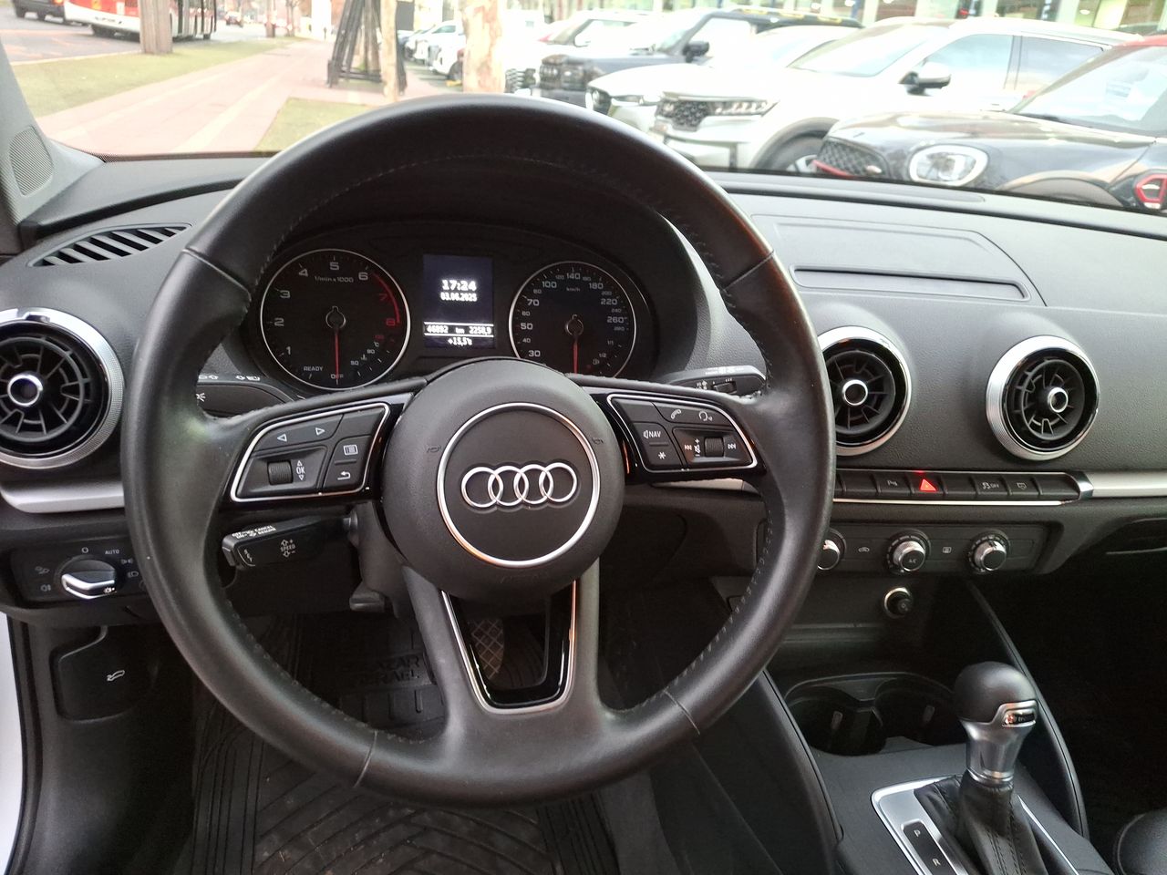 AUDI - 26