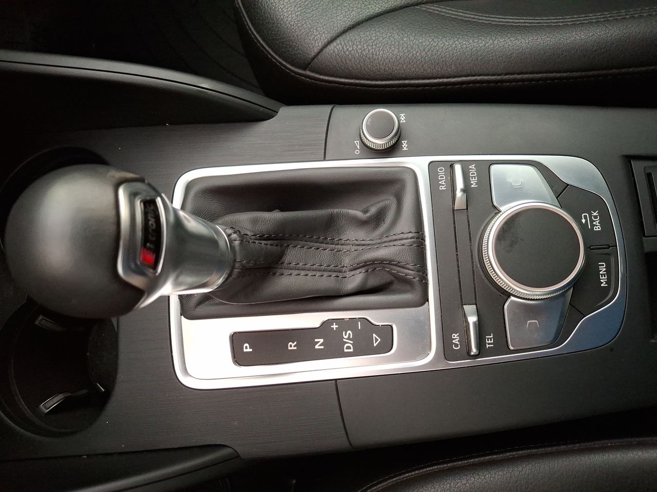 AUDI - 31