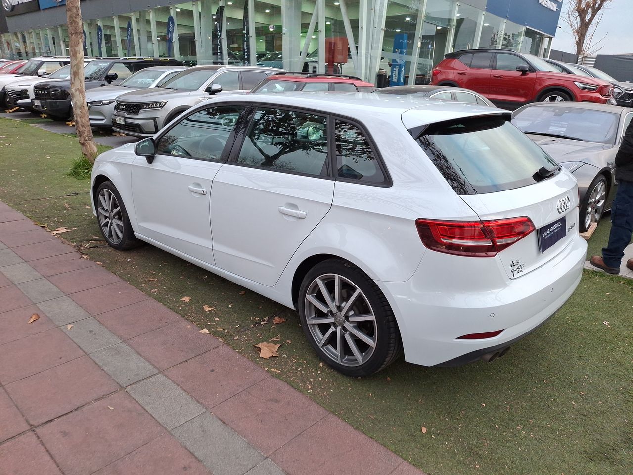 AUDI - 4