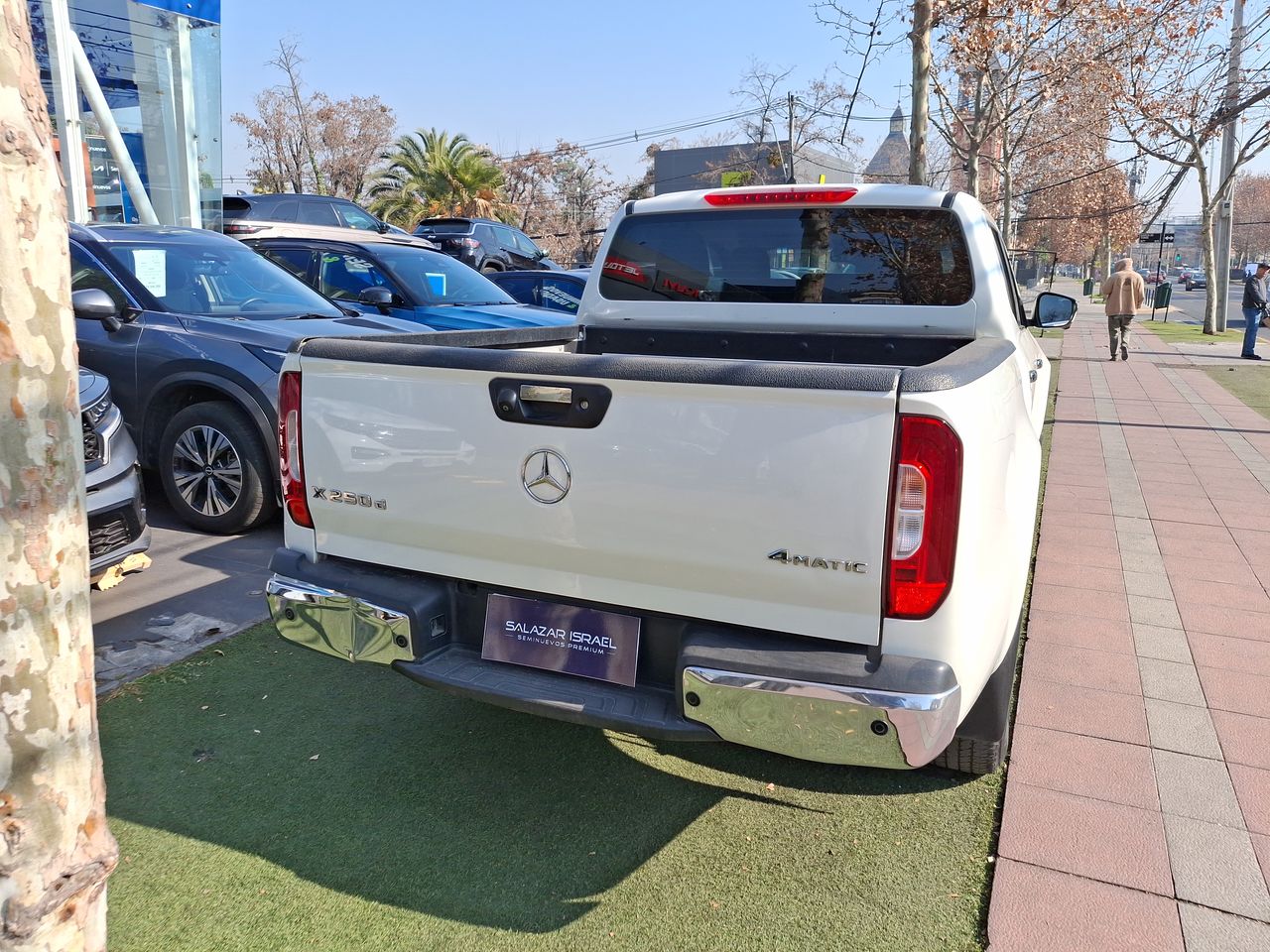 MERCEDES BENZ - 6