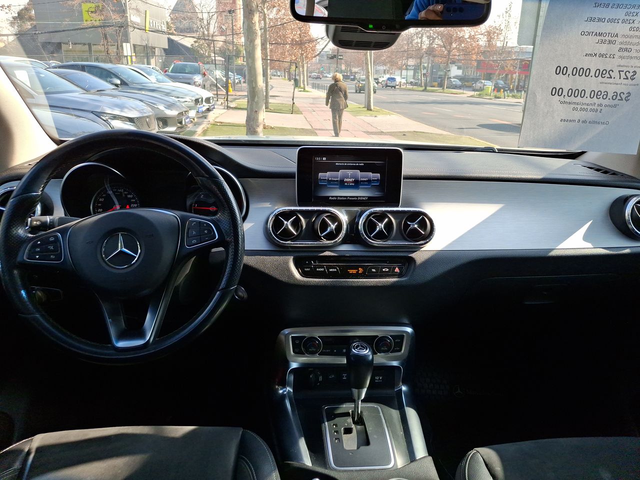 MERCEDES BENZ - 9