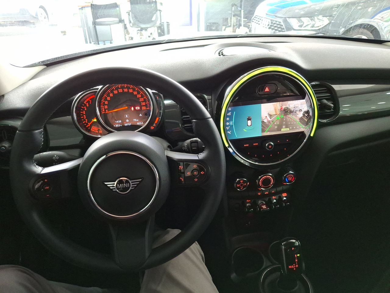 MINI - 33