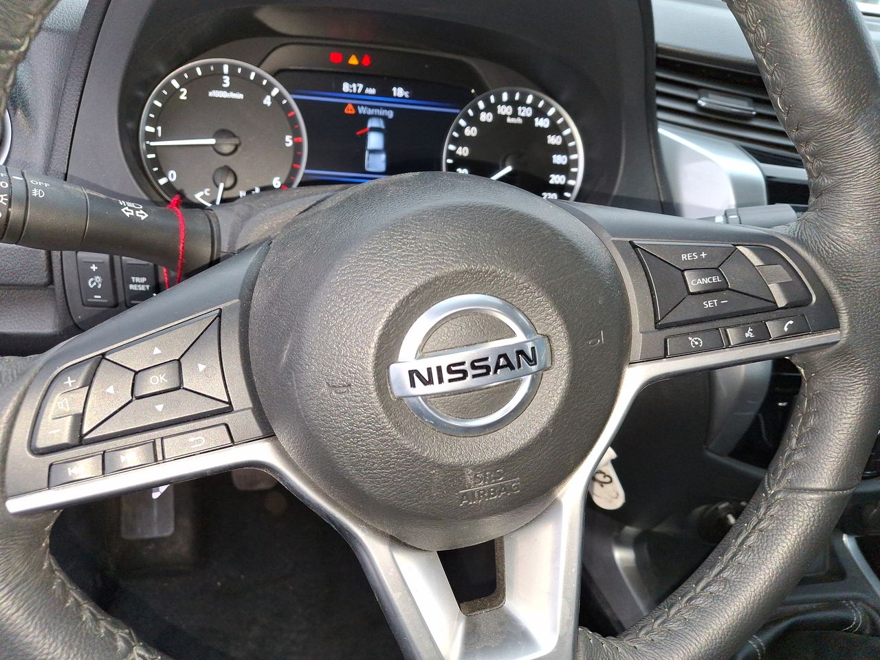NISSAN - 27
