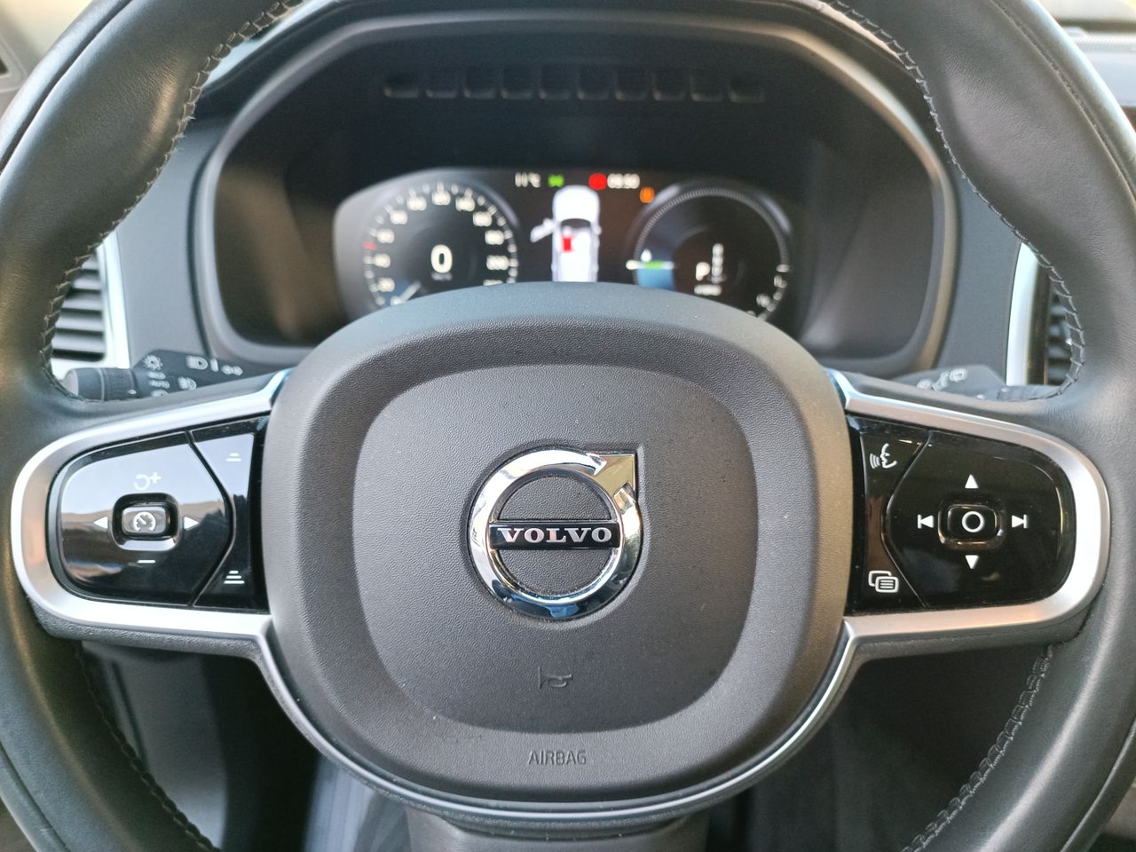 VOLVO - 26