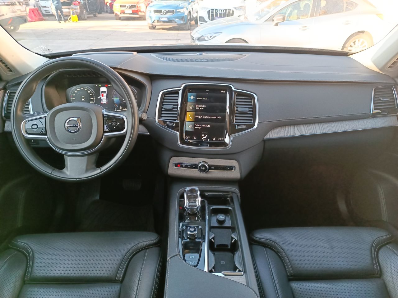 VOLVO - 32