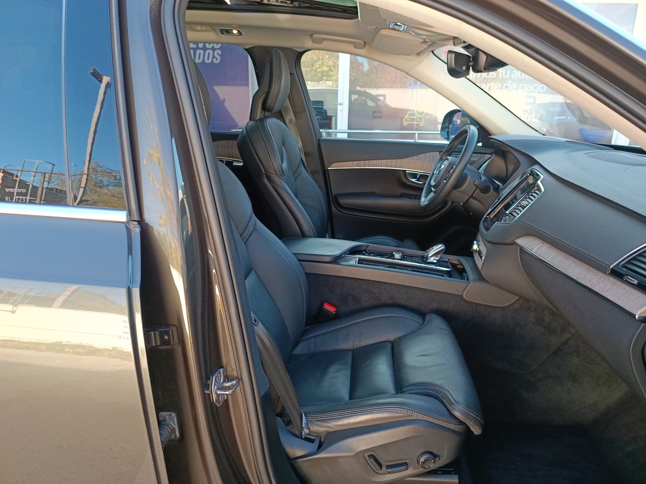 VOLVO - 34