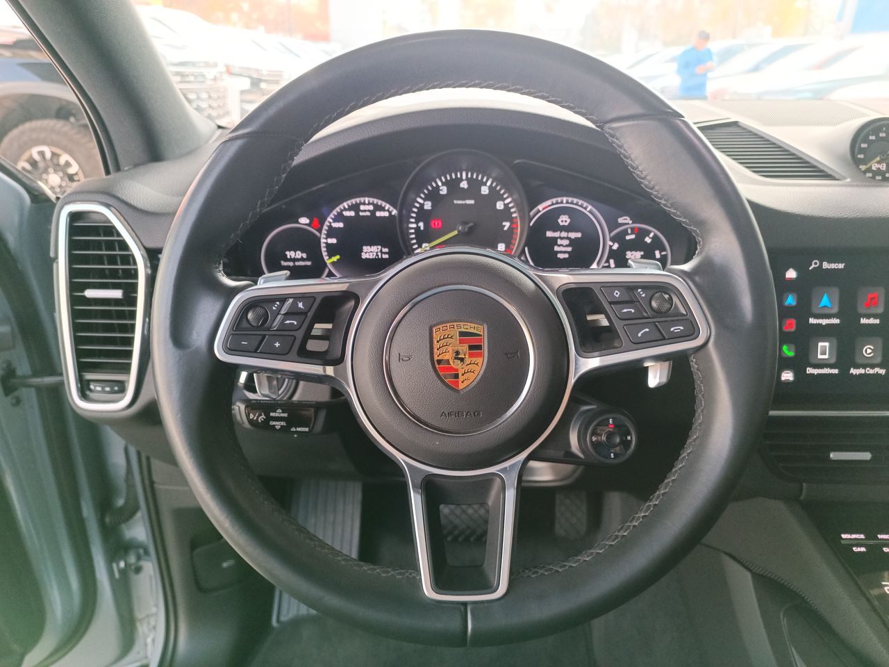 PORSCHE - 25