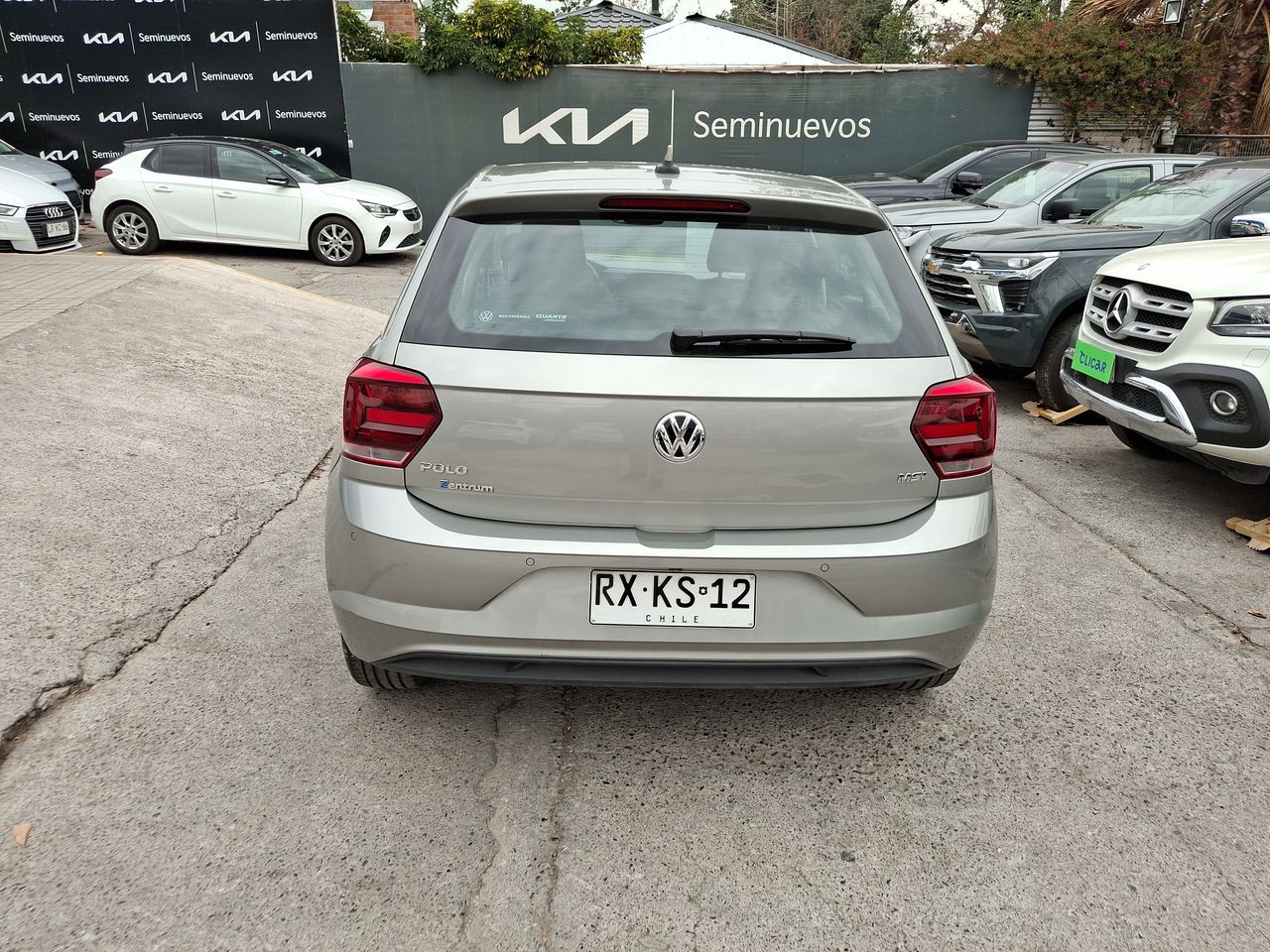 VOLKSWAGEN - 6