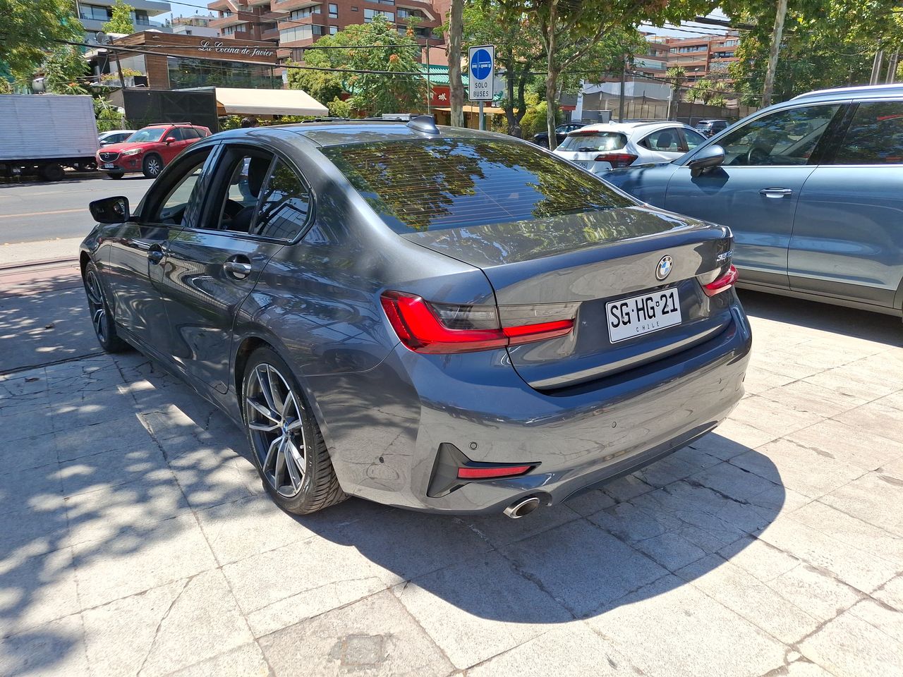 BMW - 5