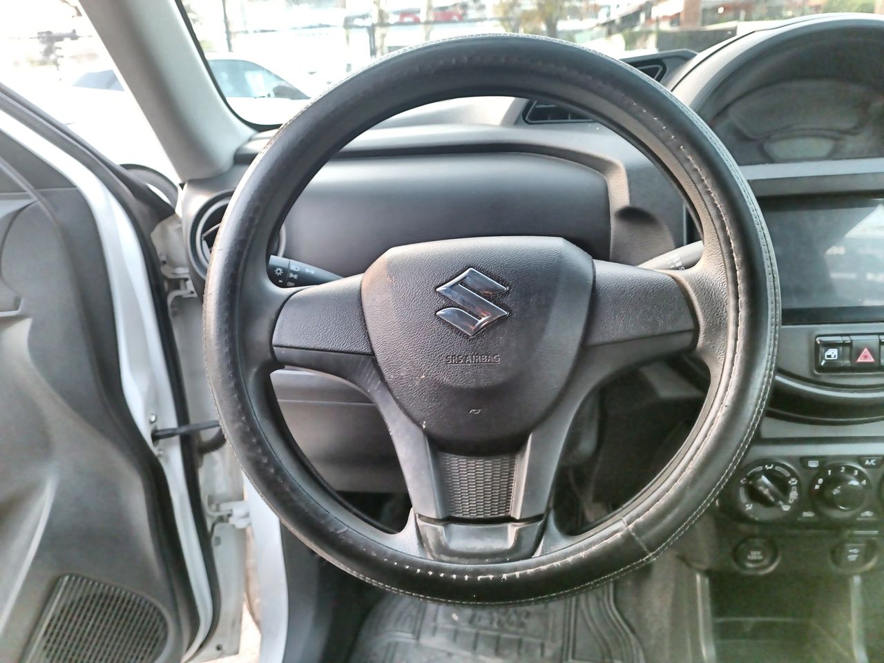 SUZUKI - 25