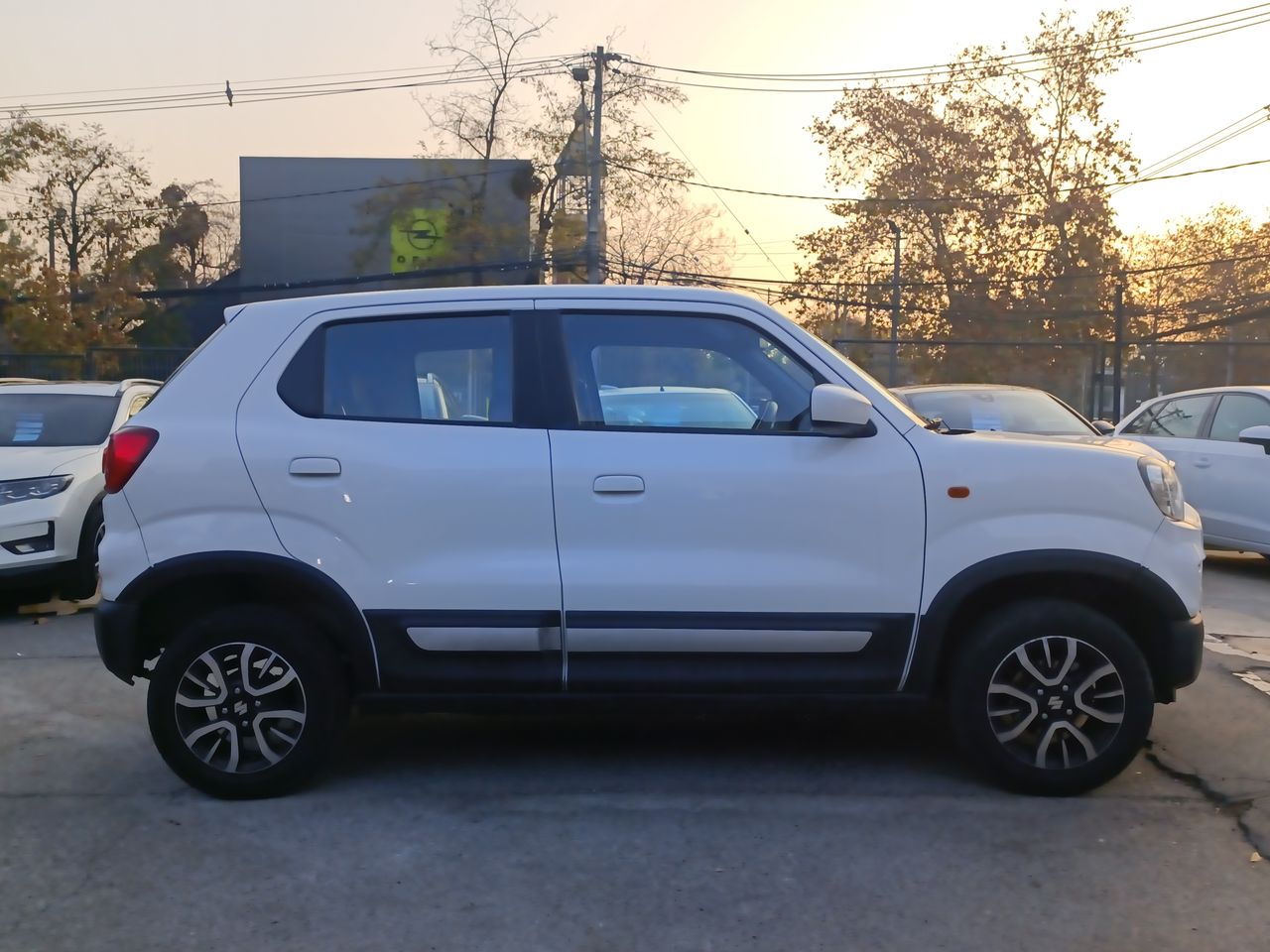 SUZUKI - 8
