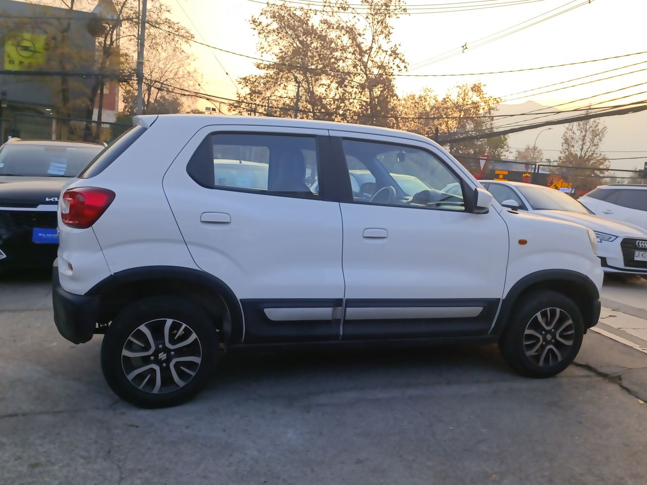 SUZUKI - 7
