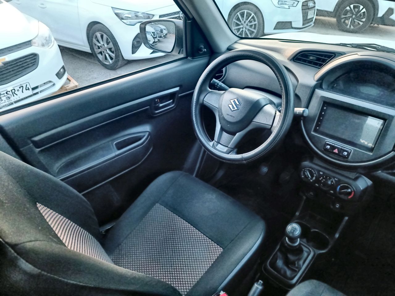 SUZUKI - 16