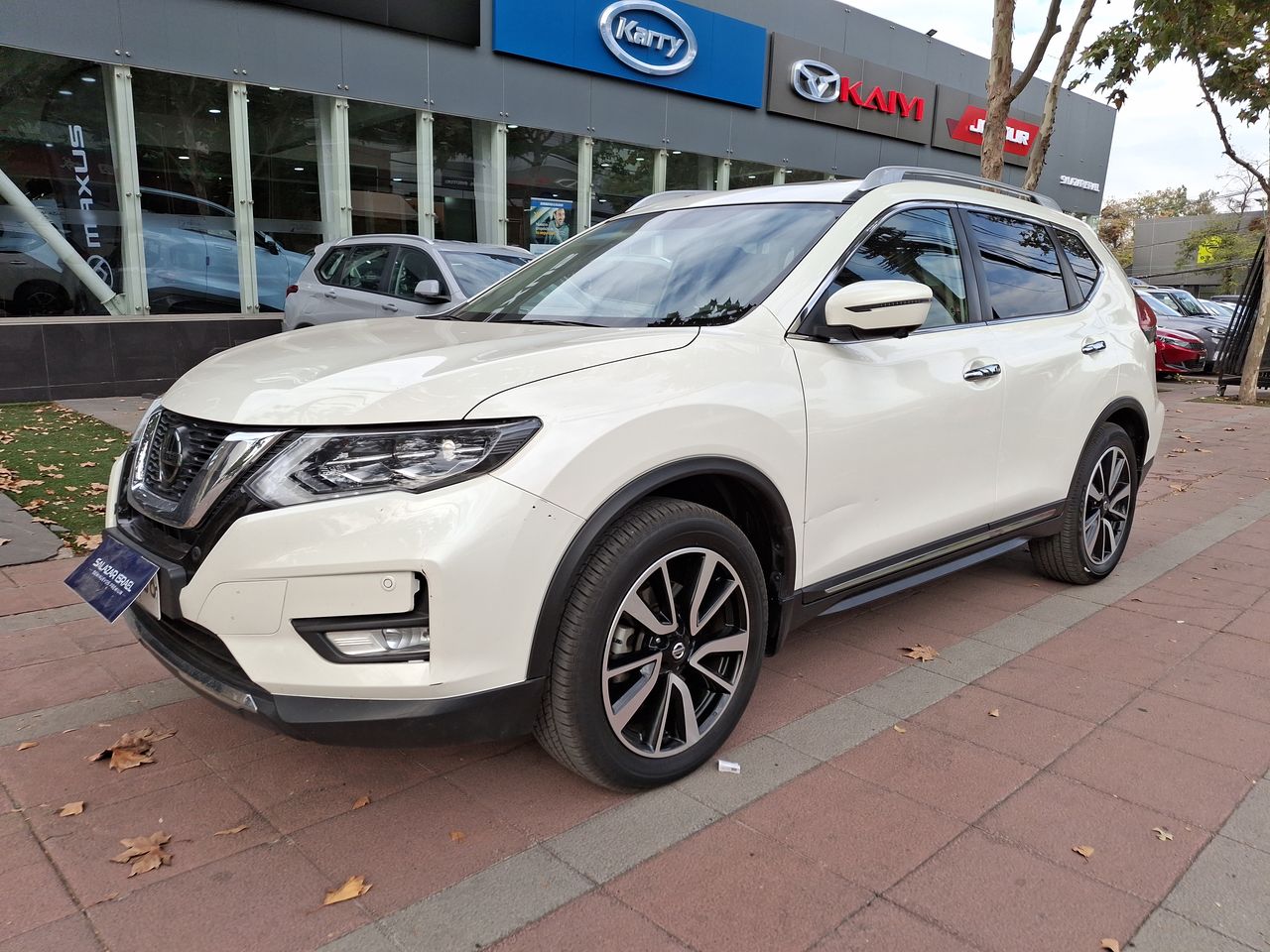 NISSAN - 3