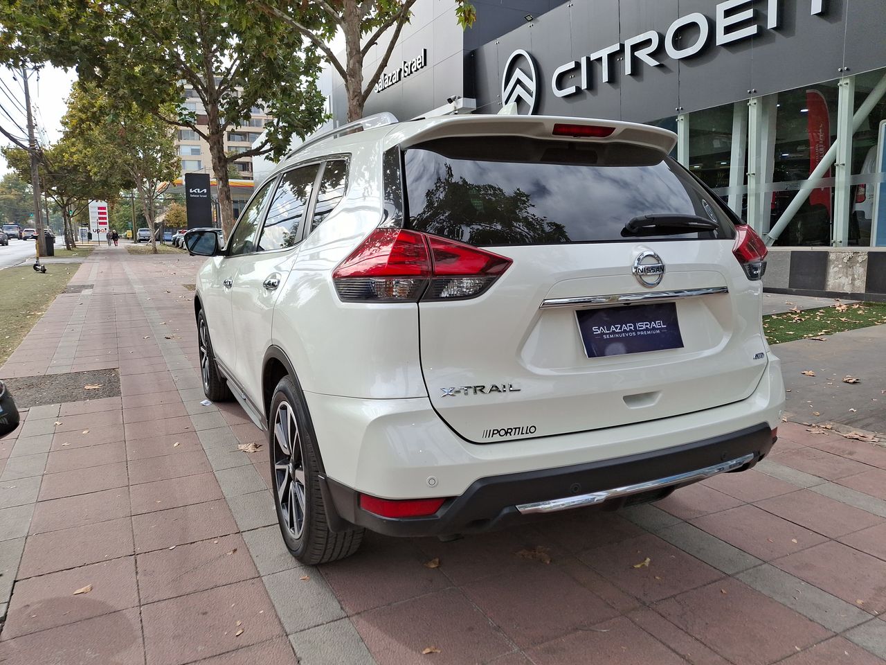 NISSAN - 5