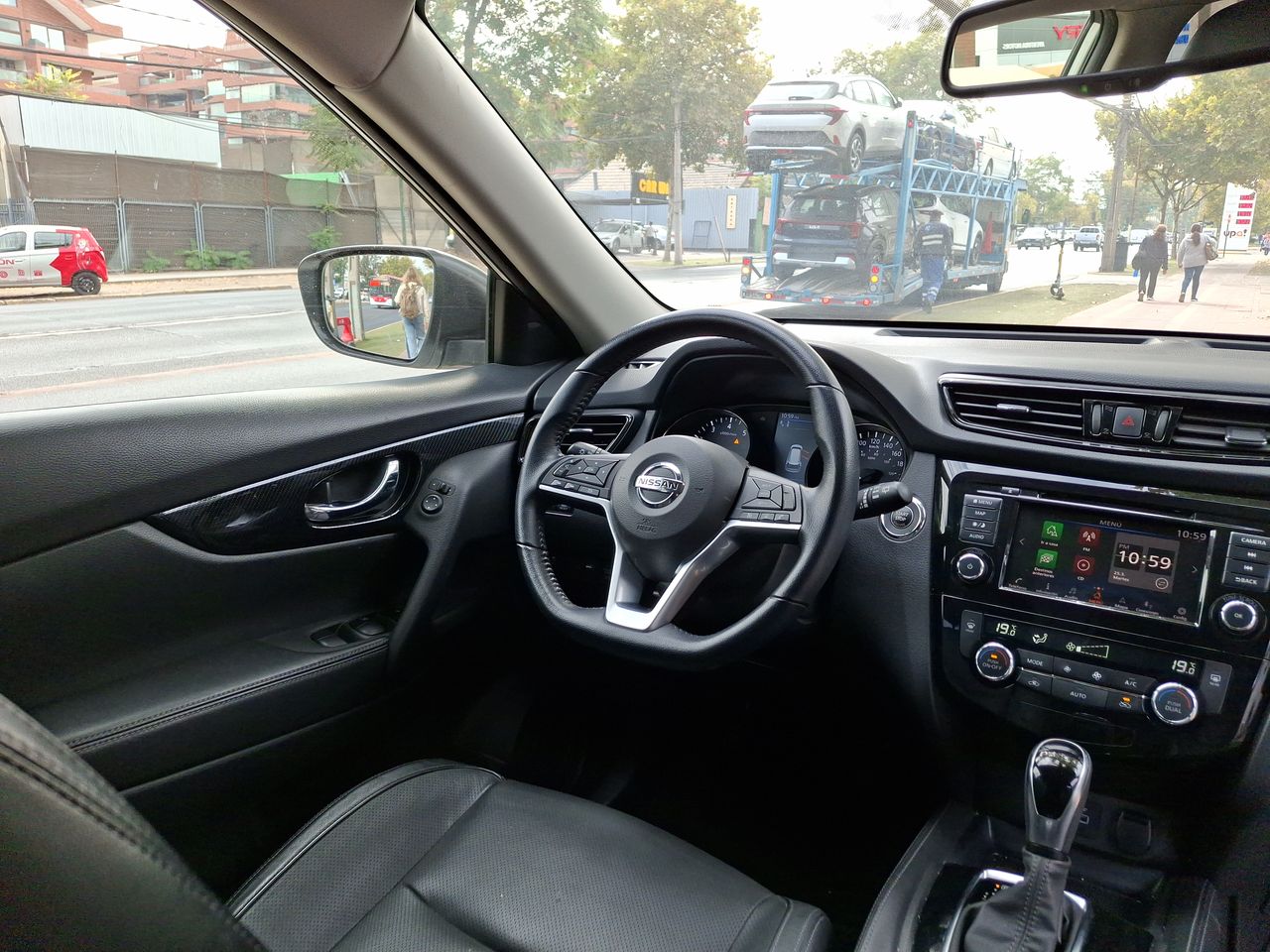 NISSAN - 16