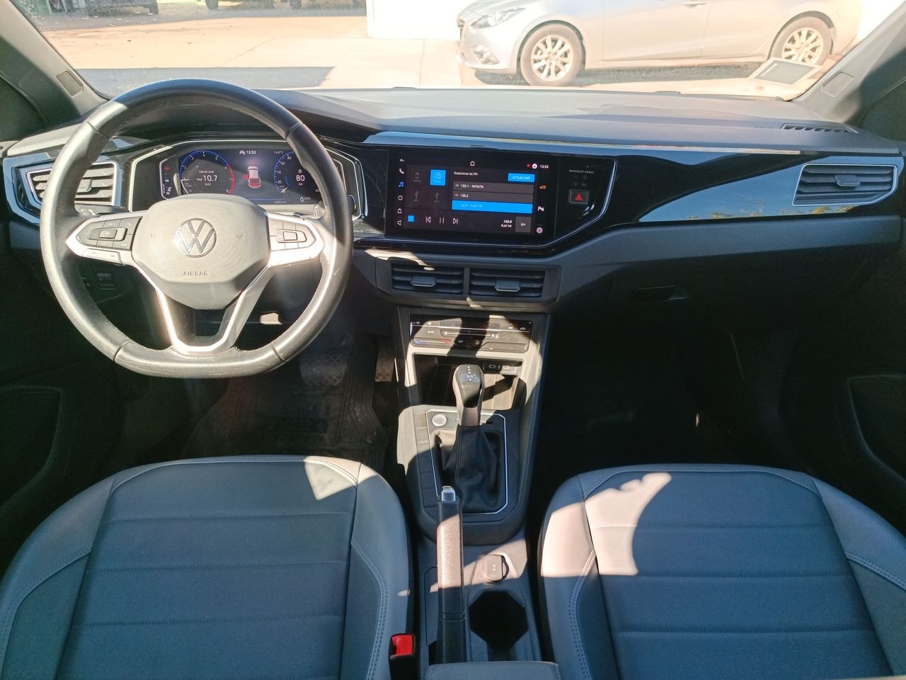 VOLKSWAGEN - 9