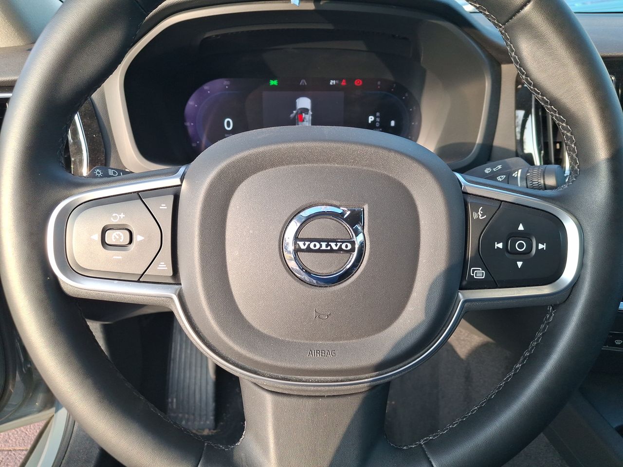 VOLVO - 27