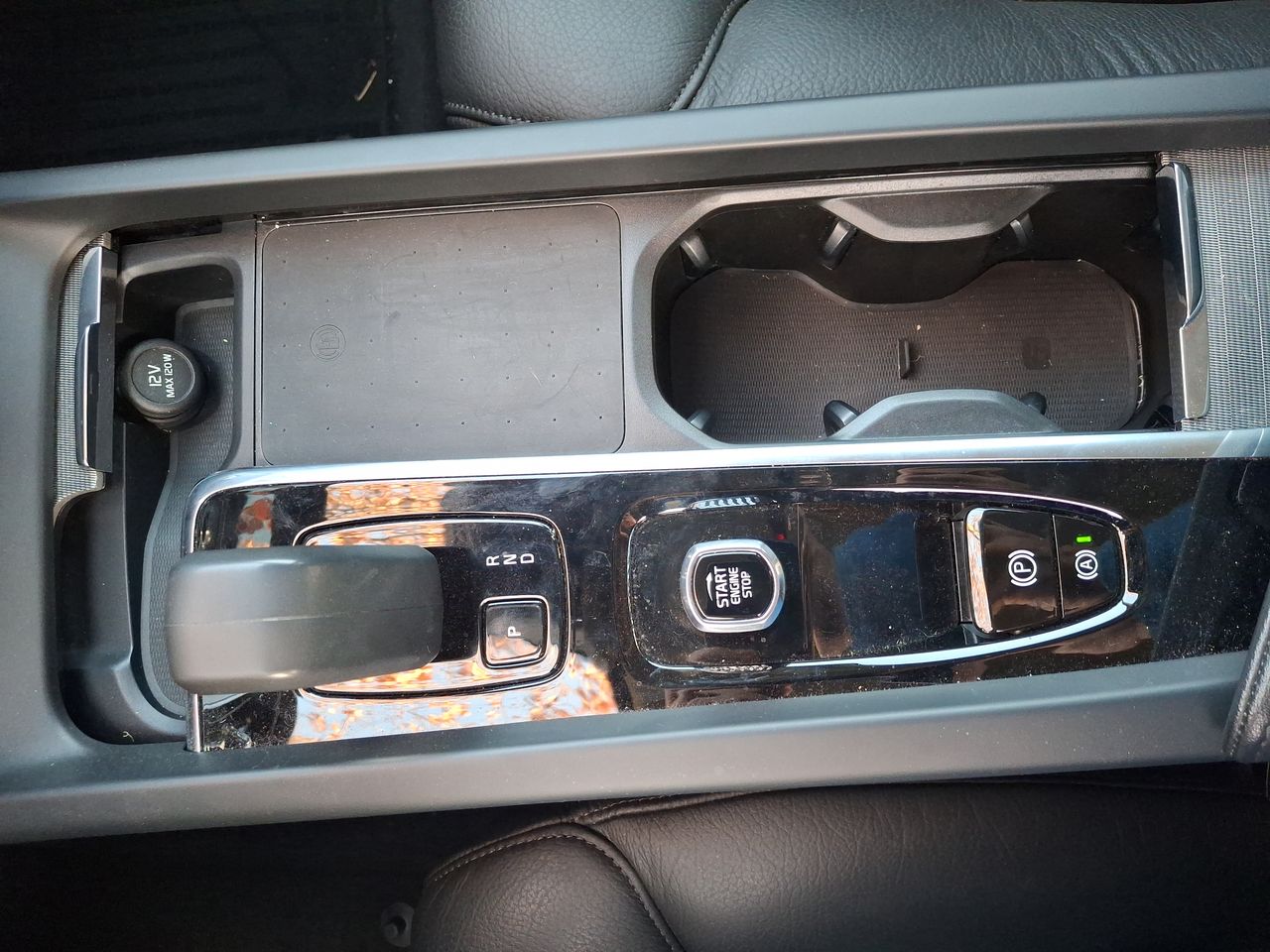 VOLVO - 32