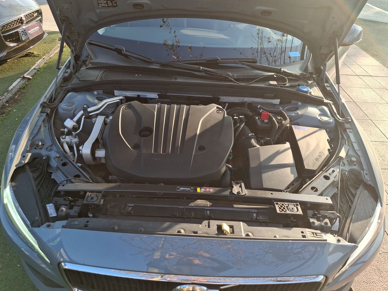 VOLVO - 18