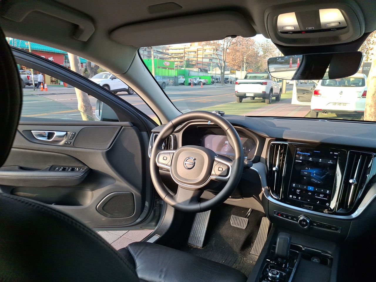 VOLVO - 16