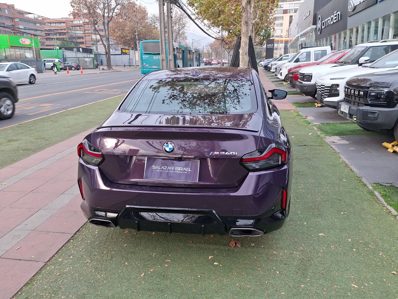 BMW - 6