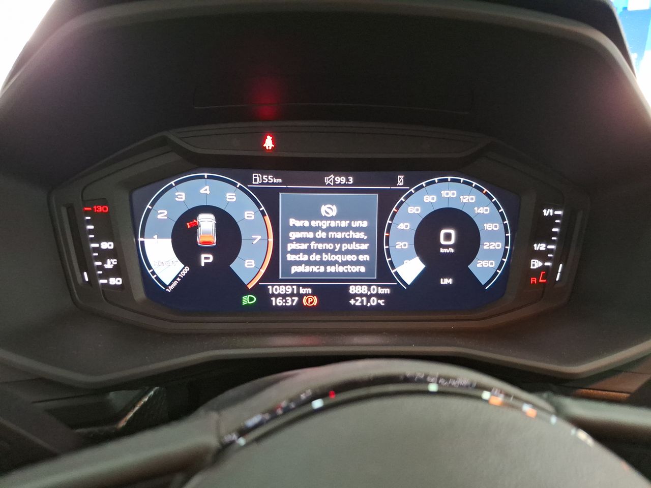 AUDI - 27