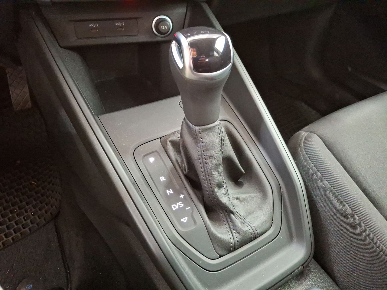 AUDI - 30
