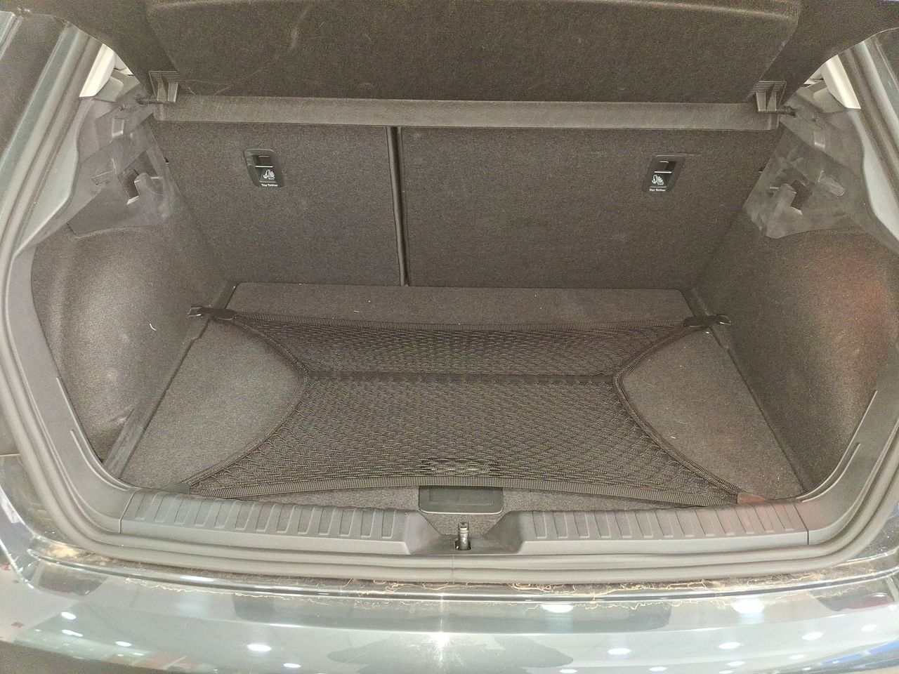 AUDI - 21