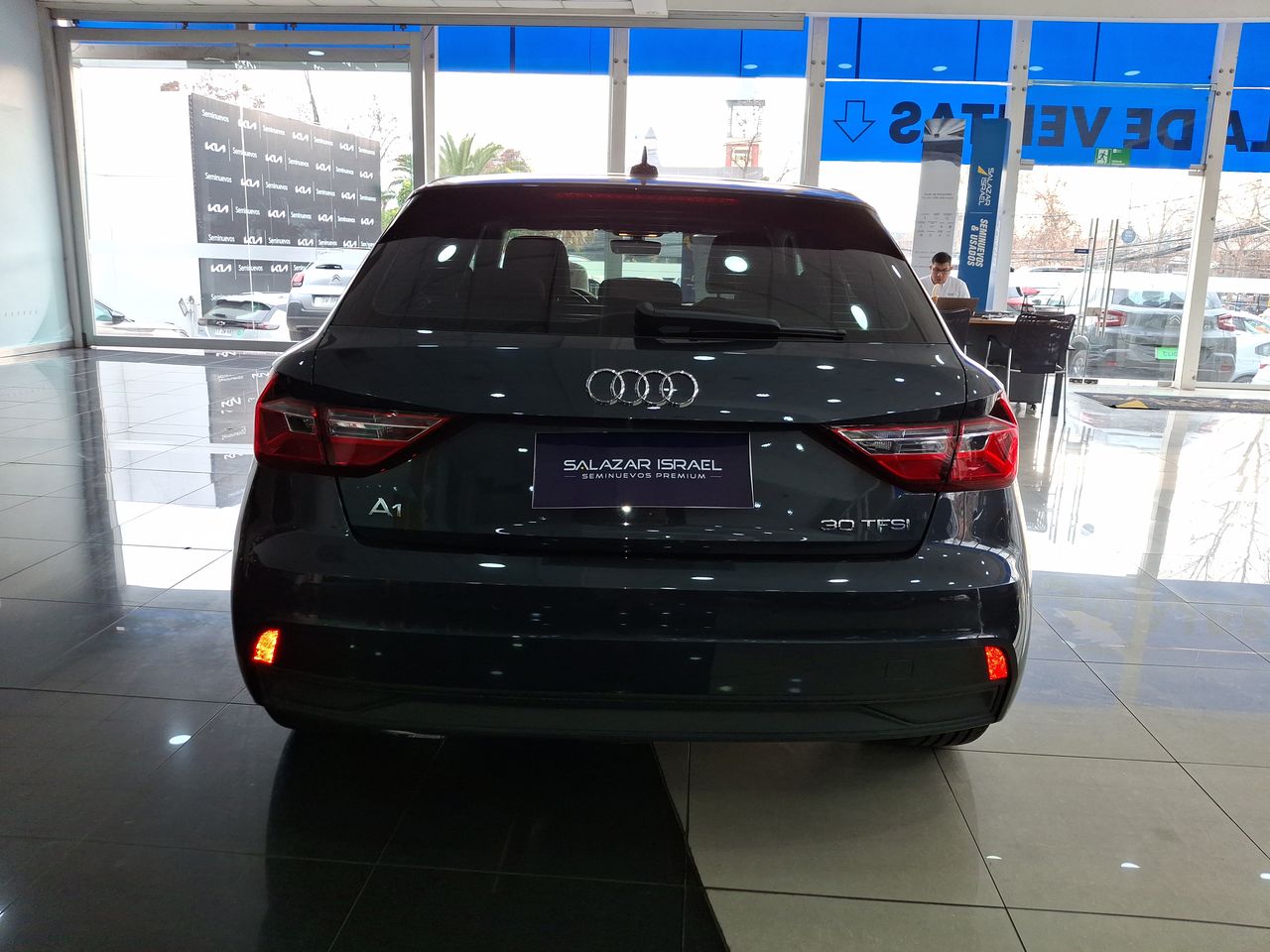 AUDI - 6