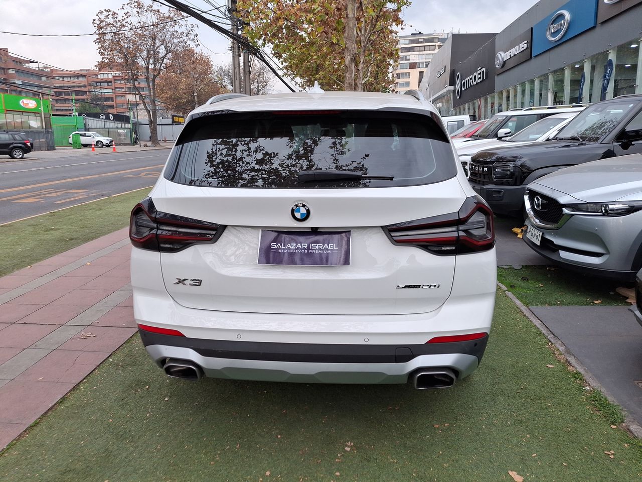BMW - 6