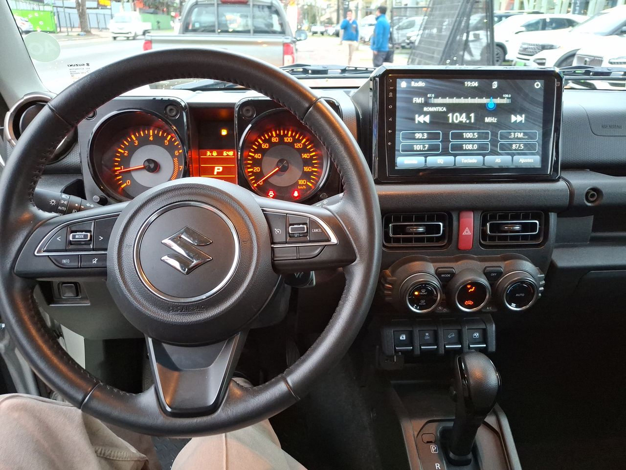 SUZUKI - 33