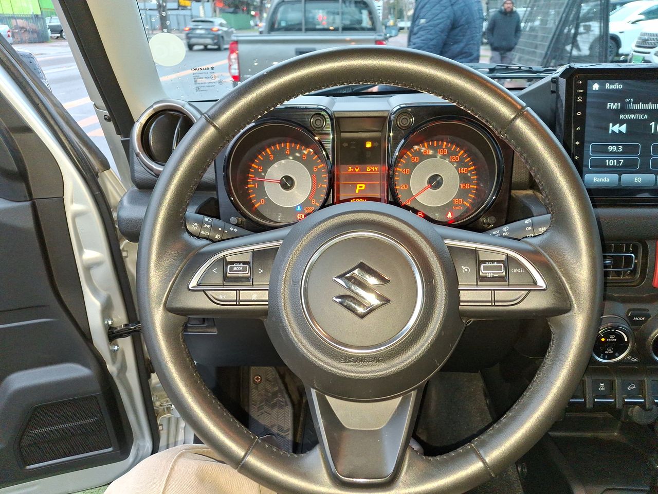 SUZUKI - 37