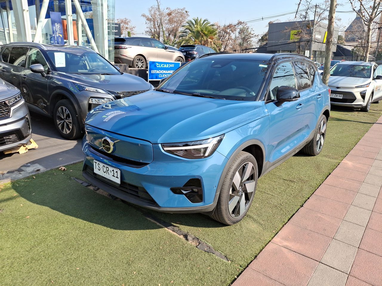 VOLVO - 3