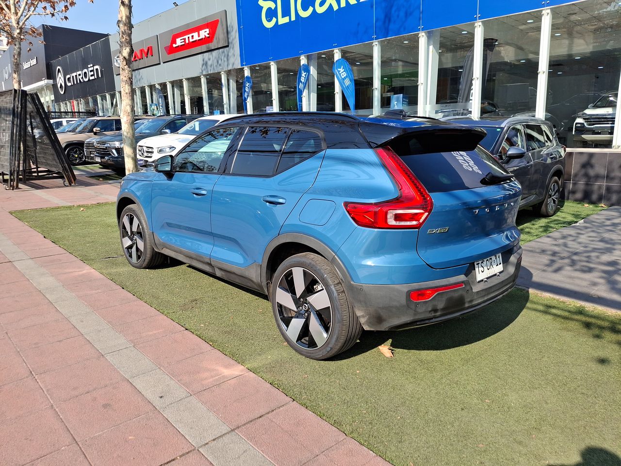 VOLVO - 4
